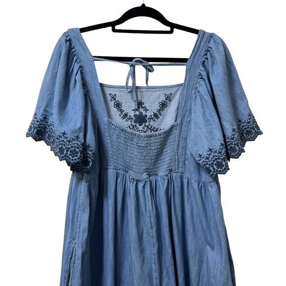Old Navy Floral Embroidered Denim Square Neck Midi Dress Size 2X Blue Boho - Picture 4 of 8